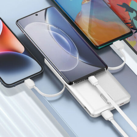 Multi-Output 10000mAh Power Bank - USB-C PD, Lightning, QC (22.5W) - Image 3
